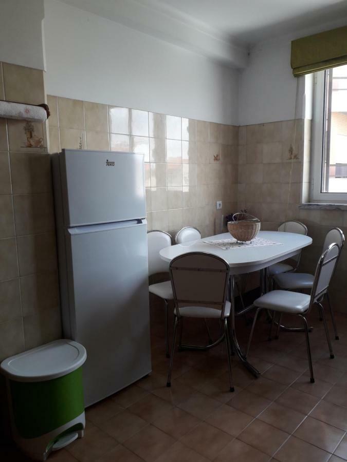 Apartamento 300 Metros Do Santuario De Fatima T4 外观 照片