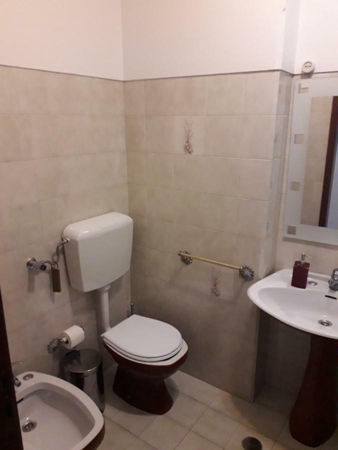 Apartamento 300 Metros Do Santuario De Fatima T4 外观 照片